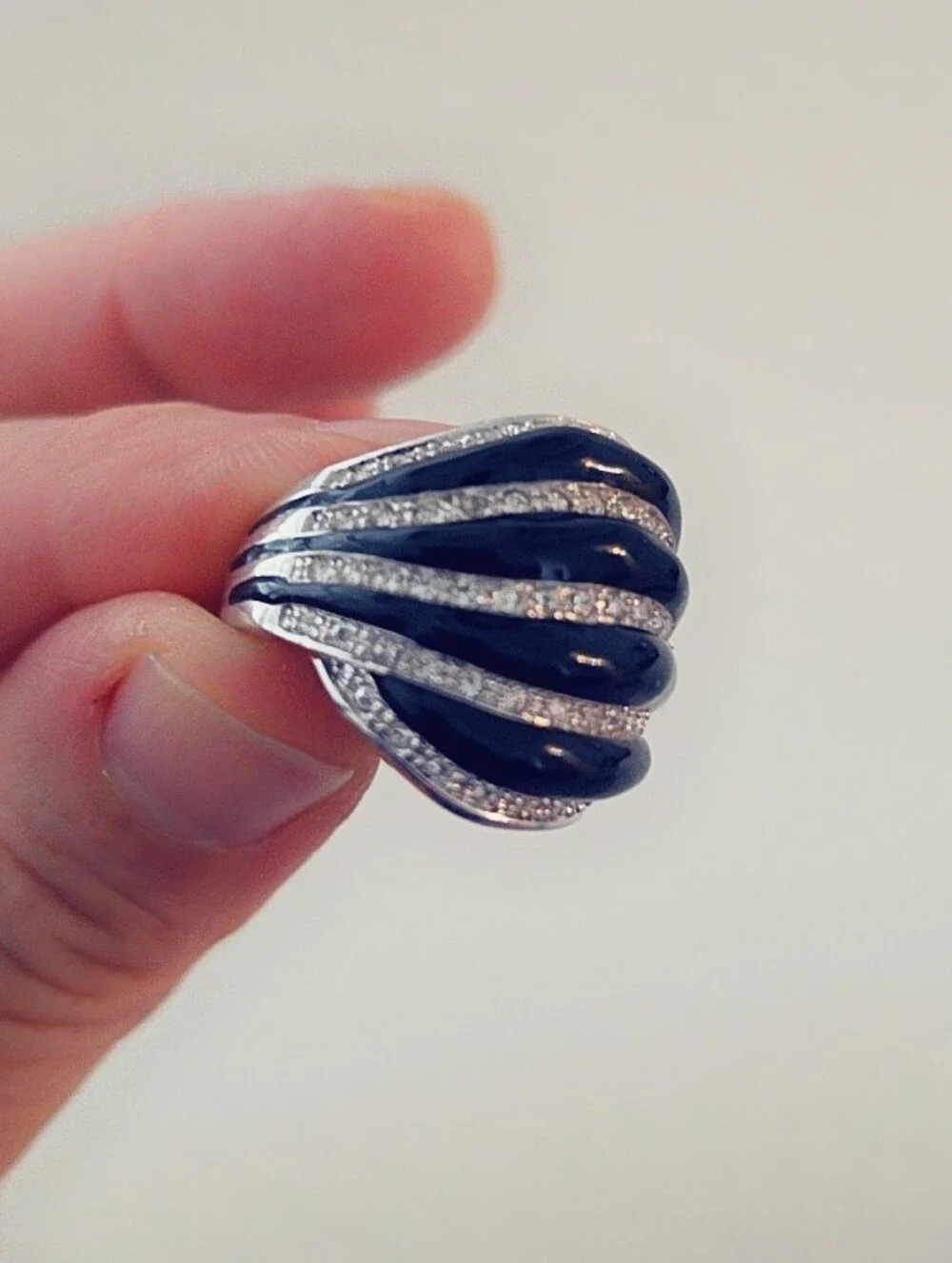 Vintage Lia Sophia Kiam Family Ring Size 8